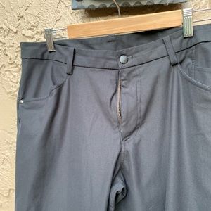 Men’s Lululemon black ABC pants